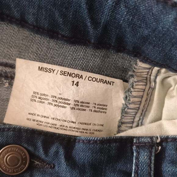 New Mid Rise Stretchy Ankle Jeans Pants. - Picture 8 of 10